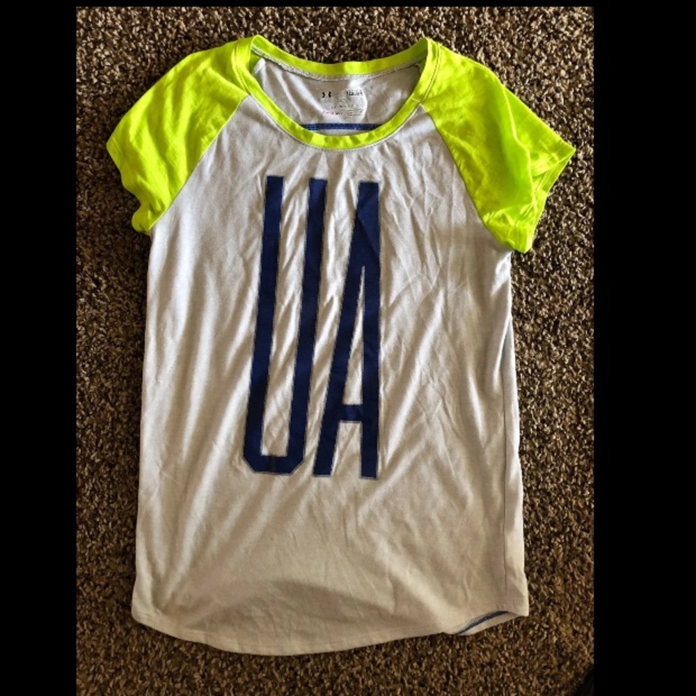 Under Armour T-shirt